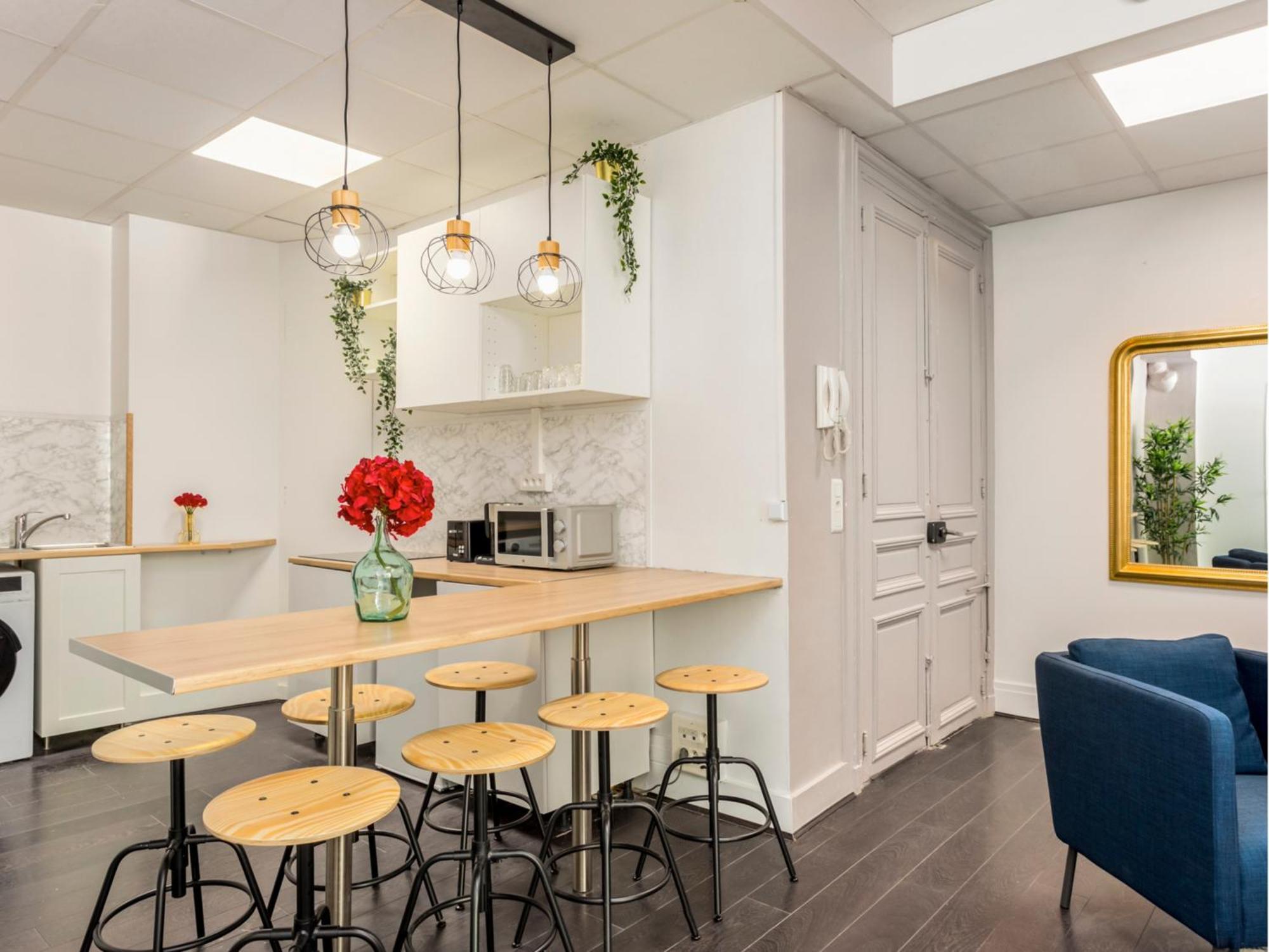 Cozy - Marais - Sebastopol Iii
